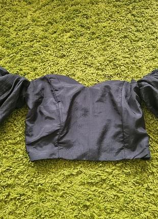 Топ bershka xs, состояние очень хорошее