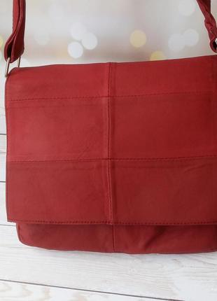 Женская кожная сумка кармелита  – сумка из натуральной кожи.  цвет  –  красный, матовый1 фото