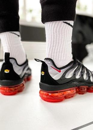 Мужские кроссовки nike air vapormax plus "red/black/white"4 фото