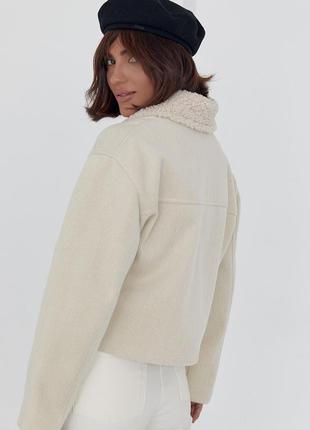 Жіноче коротке пальто в ялинку кашемірове кремове6 фото