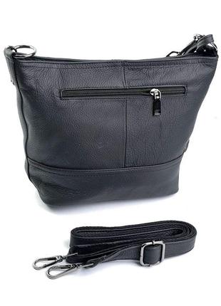 Кожаные сумки в разных цветах