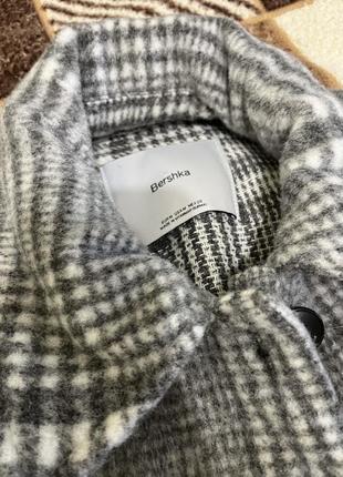 Новое пальто бренда bershka