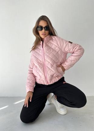 Курточка бомбер жіноча стьогана на весну рожева1 фото