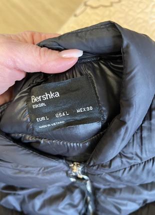 Куртка бомбер женская демисезон bershka  стильная черная легкая весна-осень5 фото