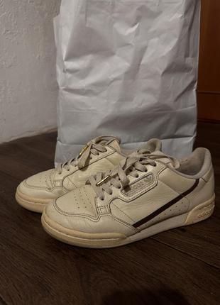 Кроссовки adidas continental1 фото