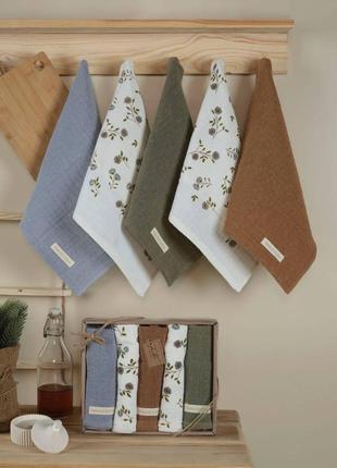 Подарунок на 8 марта набір кухонних рушників