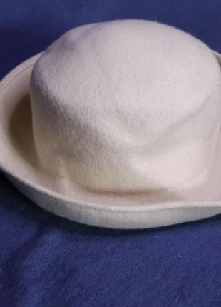 Шляпа капелюх молочна