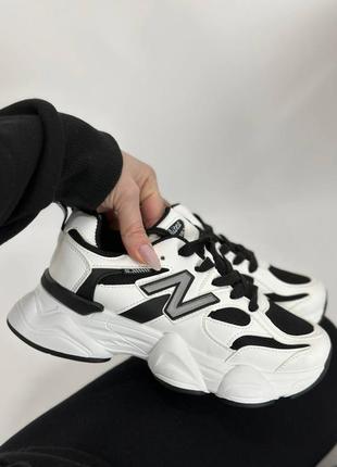 Женские кроссовки new balance