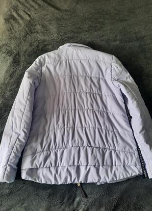 Сиреневая куртка ветровка мастерка с лампасами на весну10 фото