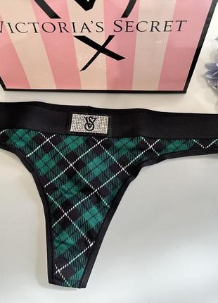 Трусики стринги victorias secret с камушками
