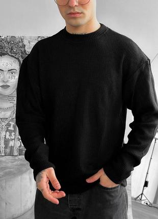 Чоловічій чорний светр без горла