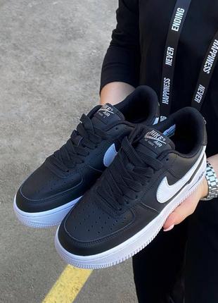 Кросівки nike