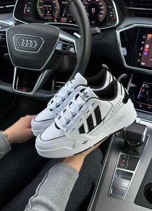Жіночі кросівки adidas adi2000 / адідас / демісезонні / весняні, літні, осінні / взуття / шкіра / чорні, білі, фіолетові, оливкові