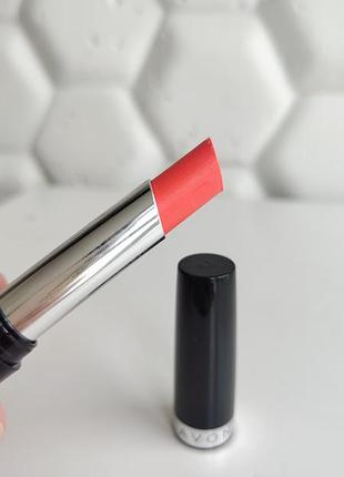 Помада для губ эйвон avon daffodil petal