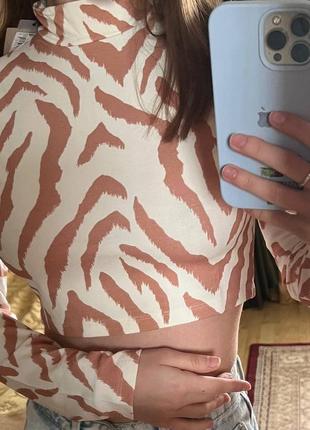 Бело-коричневый кроптоп