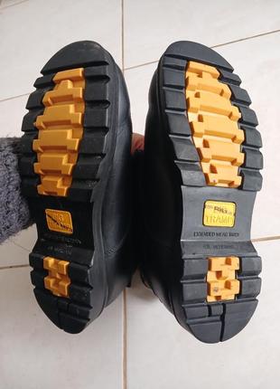 Черные утепленные зимние кожаные мужские ботинки сапоги на шнурках tramp5 фото