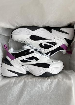 Nike м2к