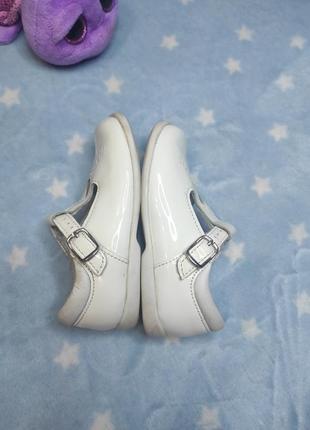 Белые туфли кожаные туфли10 фото