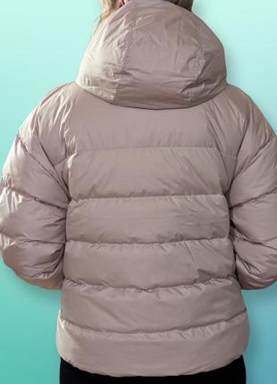 Жіноча куртка nike storm-fit windrunner8 фото