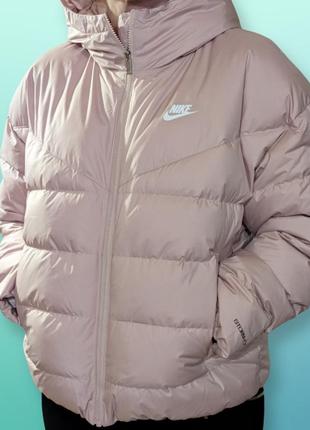 Женская куртка nike storm-fit windrunner7 фото