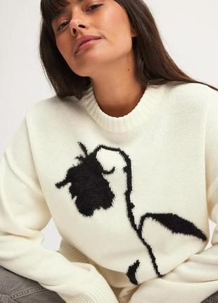 Вязаный свитер с круглым вырезом2 фото