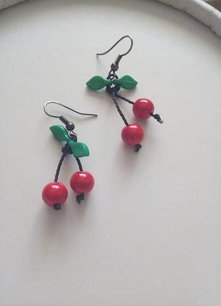 Сережки вишеньки