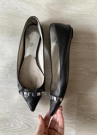 Черные кожаные туфли балетки6 фото