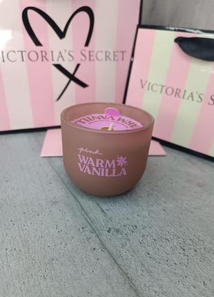 Ароматна свічка «warm vanilla» («тепла ваніль»). pink. victoria's secret. оригінал 🇺🇸2 фото