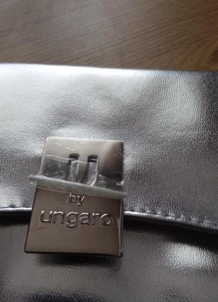 Женская сумочка клатч косметичка серебристого цвета искусственная кожа4 фото