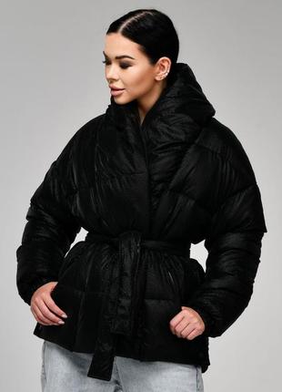 Куртка женская зимняя теплая, без капюшона, с поясом, плащевка бархатное напыление, черный в каплю4 фото