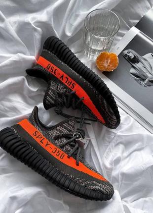 Женские кроссовки adidas yeezy boost 350 v2 carbone beluga reflective