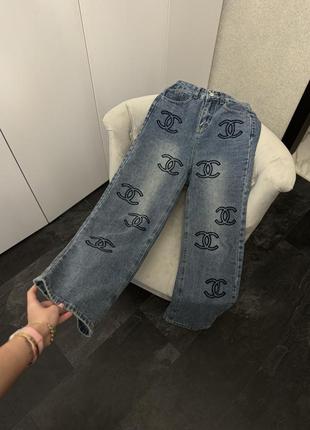 Свободные джинсы chanel