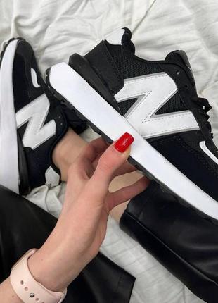 Кроссовки в стиле new balance w