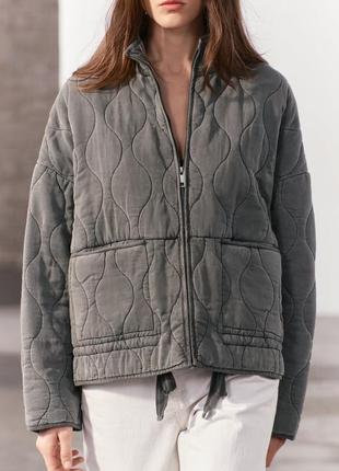 Zara  жіноча демісезонна куртка стьобана4 фото