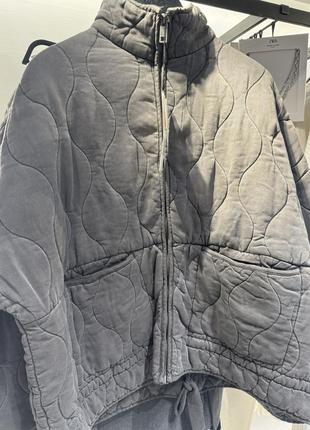 Zara  жіноча демісезонна куртка стьобана3 фото