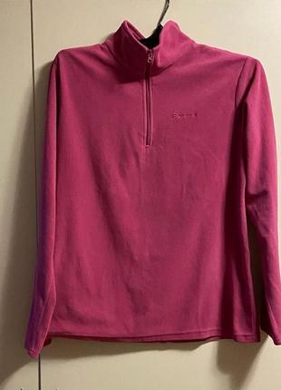 Теплые спортивные кофты на молнии.