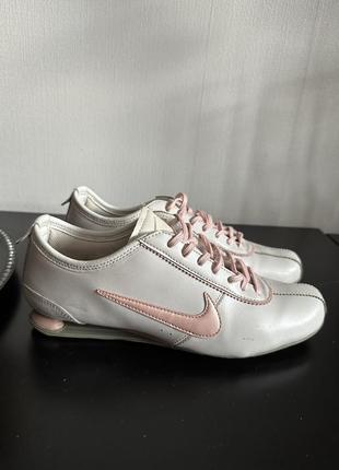 Кроссовки nike 36 г.2 фото