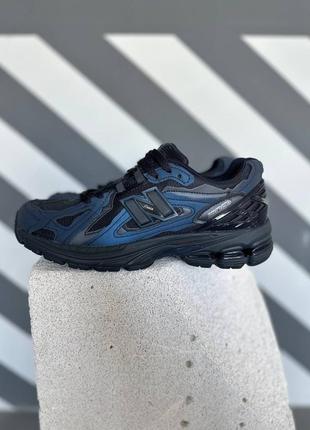 Чоловічі кросівки new balance 1906d black blue reflective