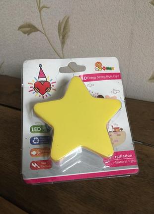 Светильник ночник звездочка  led  желтый