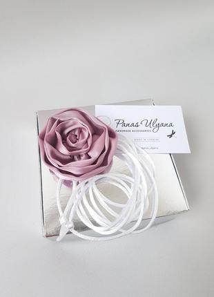 Чокер роза пудровая розовая из искусственного шелка армани - 5 см1 фото