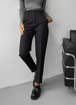 Класичні брюки на високій посадці, чорні,  базові штани, прямі, офісні, ділові, з костюмної тканини