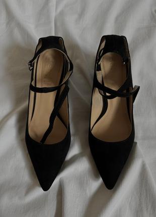 Чорні замшеві туфлі6 фото