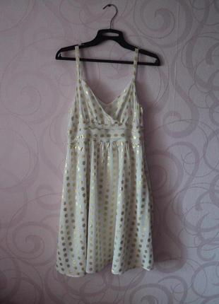 Платье на тонких бретелях в золотой горошек
