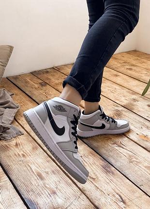 Женские кроссовки jordan 1 high люкс качество