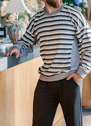 Оверсайз свитер полосатый свитшот в полоску из вискозы