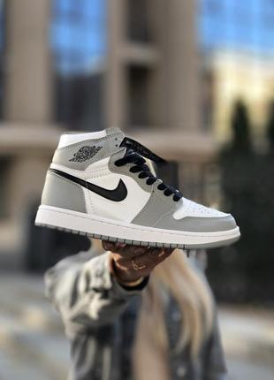 Женские кроссовки jordan 1 high люкс качество