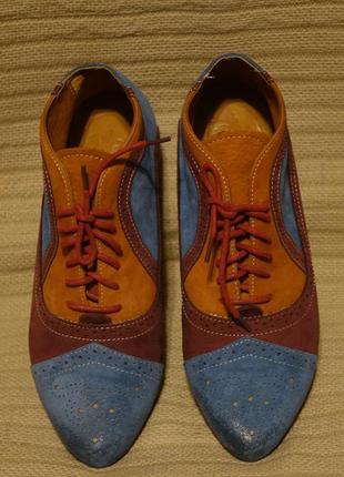 Чарівні м'які легкі триколірні шкіряні черевики оксфорди броги shoe embassy англія 37 р3 фото
