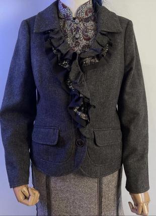 Винтажный теплый шерстяной с красивым воротничком рюшами эффектной спинкой в складку пиджак жакет блейзер кардиган из шерсти бохо стиль8 фото