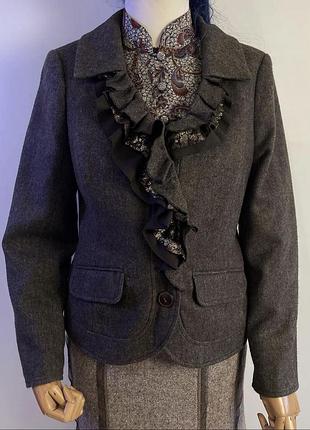 Винтажный теплый шерстяной с красивым воротничком рюшами эффектной спинкой в складку пиджак жакет блейзер кардиган из шерсти бохо стиль