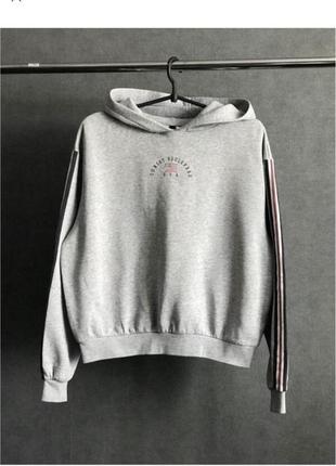 Худи кофта divided